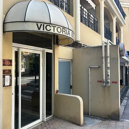 Vacation By The Sea Μεντόν