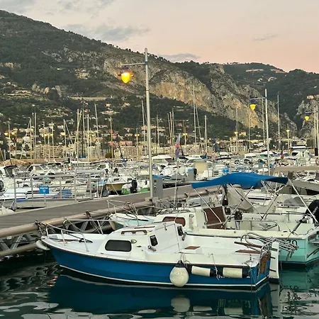 Vacation By The Sea Daire Menton