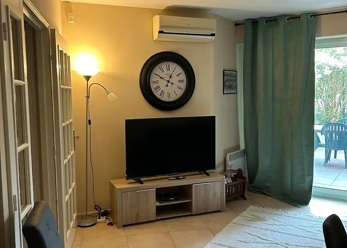 Vacation By The Sea *